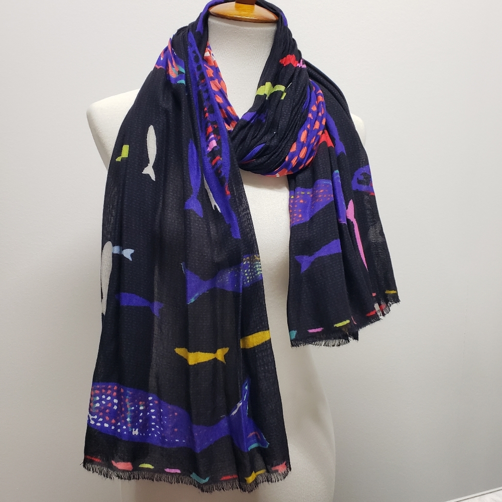Vera Bradley "Fish Multi" Light Fringe Scarf Shawl - Picture 2 of 10